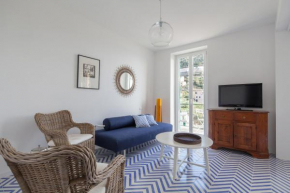 San Giovanni Apt, Seaview terrace, 2 Aircondo BDR, easy from Train or Private Parking